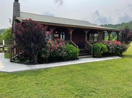 Anglers Cove...Your Place For A Relaxing Lake Stay，位于Alpine的酒店