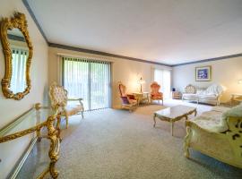 Cleveland Area Retreat Near Lake Erie