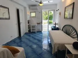 Marbnb Appartamenti Ponza Centro porto Appartamento Palma