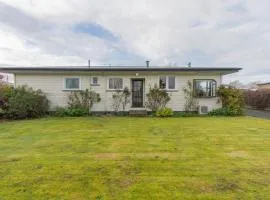 Glenfiddich Lodge - Te Anau Holiday Home