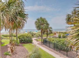 New Listing! Seagrove Villa 3A - Luxurious Ocean View!，位于棕榈岛的酒店