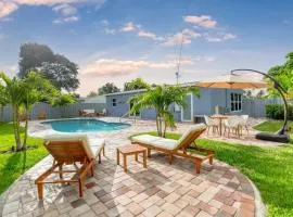 Relax and Unwind at Pompano Pool Retreat