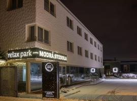 Modrá Stodola contactless check-in，位于霍洛莫利斯的酒店