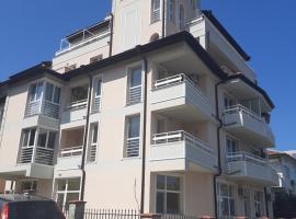Апартаменти Жени，位于茨雷沃的海滩短租房