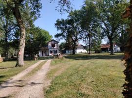 Amarante des Landes，位于Cap de Pin的酒店