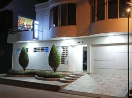 Hotel Boutique Casa Blanca Zarzal，位于Zarzal的酒店