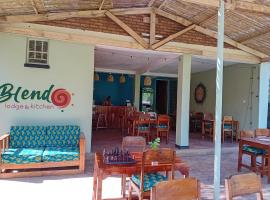 Blend Lodge and Kitchen - Pakachere，位于Zomba国王非洲步枪营纪念碑附近的酒店