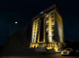 Hotel Olive Eva，位于卡卡纳德的酒店