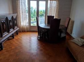 Appartement T3 68 M2 Saint Avertin.，位于圣阿韦尔坦的公寓