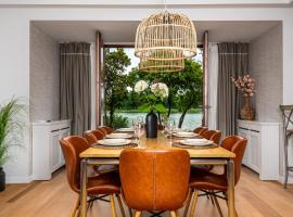 Domy nad Jeziorem Sun & Snow Osada Zamkowa，位于帕瑟姆的乡村别墅