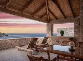 K Waterfront Residence In Mani