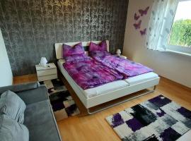 Ferienhaus Regina im Bohnental，位于莱巴赫的酒店