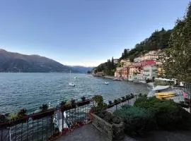 Varenna by Foot (no Taxi / Car needed)