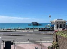 Sea view - 2 bedroom - West Pier - Brighton Beach