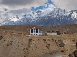 Spiti Sojourn - Homestay at the Edge