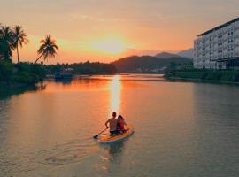 Champa Island Nha Trang - Resort Hotel & Spa，位于芽庄芽庄I-resort度假村附近的酒店