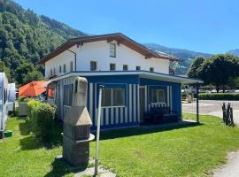 ***** Camping Aufenfeld - Sonnenglückhütte，位于阿绍的酒店