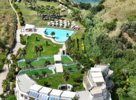 Infinity Resort Tropea，位于帕尔盖利亚的度假村