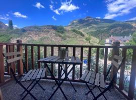 Your Place Benasque，位于贝纳斯克的酒店