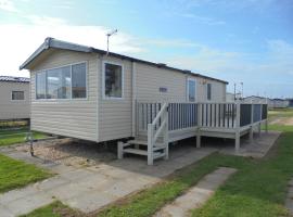 Kingfisher : Soleil:- 6 Berth, Central Heated, Close to site entrance，位于英戈尔德梅尔斯的公寓