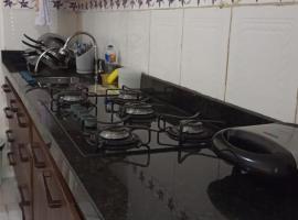 Casa de Hóspedes Manaus - Dormitórios com cozinha，位于马瑙斯的酒店