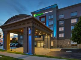 Holiday Inn Express Kingston Central, an IHG Hotel，位于金斯顿的酒店