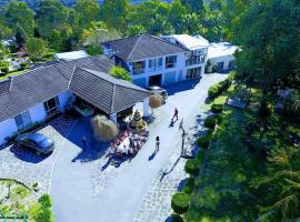 Private exclusive resort - 40 Min to City，位于Kenthurst的酒店