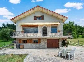 Country House in Saint-Julien near Verdon Park