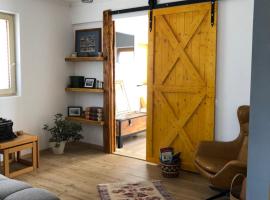 Nantucket GuestHouse，位于Vrbas的酒店