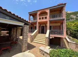 Villa Ioanna Oxylithos, Kymi