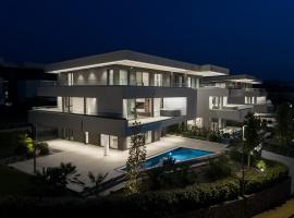 HADRIE LUXURY RESORT AND VILLAS Azimut，位于马林斯卡的酒店