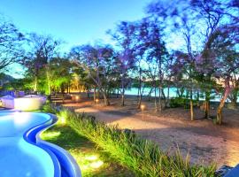 CC Beach Front Papagayo All Inclusive，位于Papagayo, Guanacaste利韦利亚机场 - LIR附近的酒店