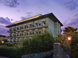 Palace Hotel San Pietro，位于巴多利诺的酒店