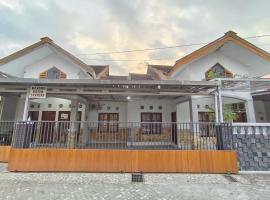 Mendiro Griya Syariah，位于Ngemplak的酒店