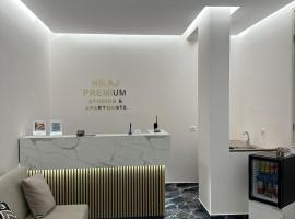 Nikaj Premium Apart-Hotel，位于伏罗拉Kuzum Baba附近的酒店