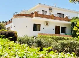 Vila Demiraj Ksamil Sarande