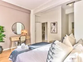 The Piazza 1 Bedroom spacious apartment with Study