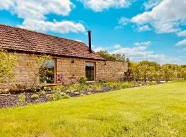 The Cow Shed - Rural Barn Conversion with Hot Tub