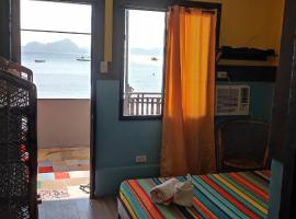 ALFA Beach Front Lodge，位于爱妮岛的山林小屋