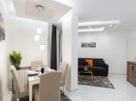 Top Central Luxury Apartment & Free Parking