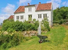 Awesome Home In Farsund With House Sea View