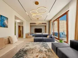 Belvedere Royal, Luxury Seaview & Pool Apartments