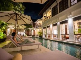 巴厘岛克罗尼酒店，位于塞米亚克的豪华型酒店