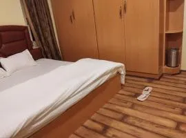 Lit Homestay