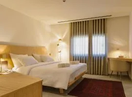 Dar Al Mauge Boutique Hotel with Outdoor Pool