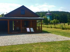 Magurski Domek Nad Potokiem，位于Krempna的酒店