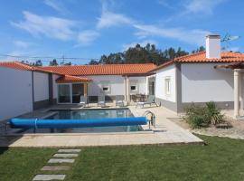 Villa with private wellness and pool，位于萨利蒂马托斯的酒店