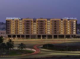 DoubleTree by Hilton Muscat Qurum，位于马斯喀特Ras Al Hamra Golf Club附近的酒店