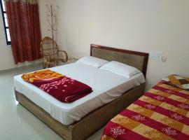 BUL BUL RESIDENCY，位于Chillithodu的酒店