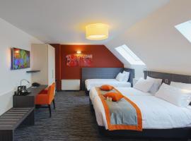 拉卢维耶尔橙色酒店，位于拉卢维耶尔的低价酒店